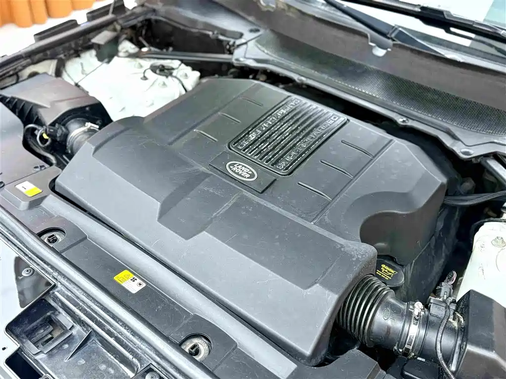 Land Rover Range Rover — миниатюра 18