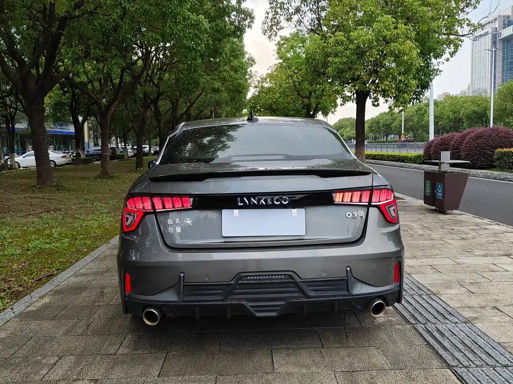 Lynk & Co 03 — миниатюра 10