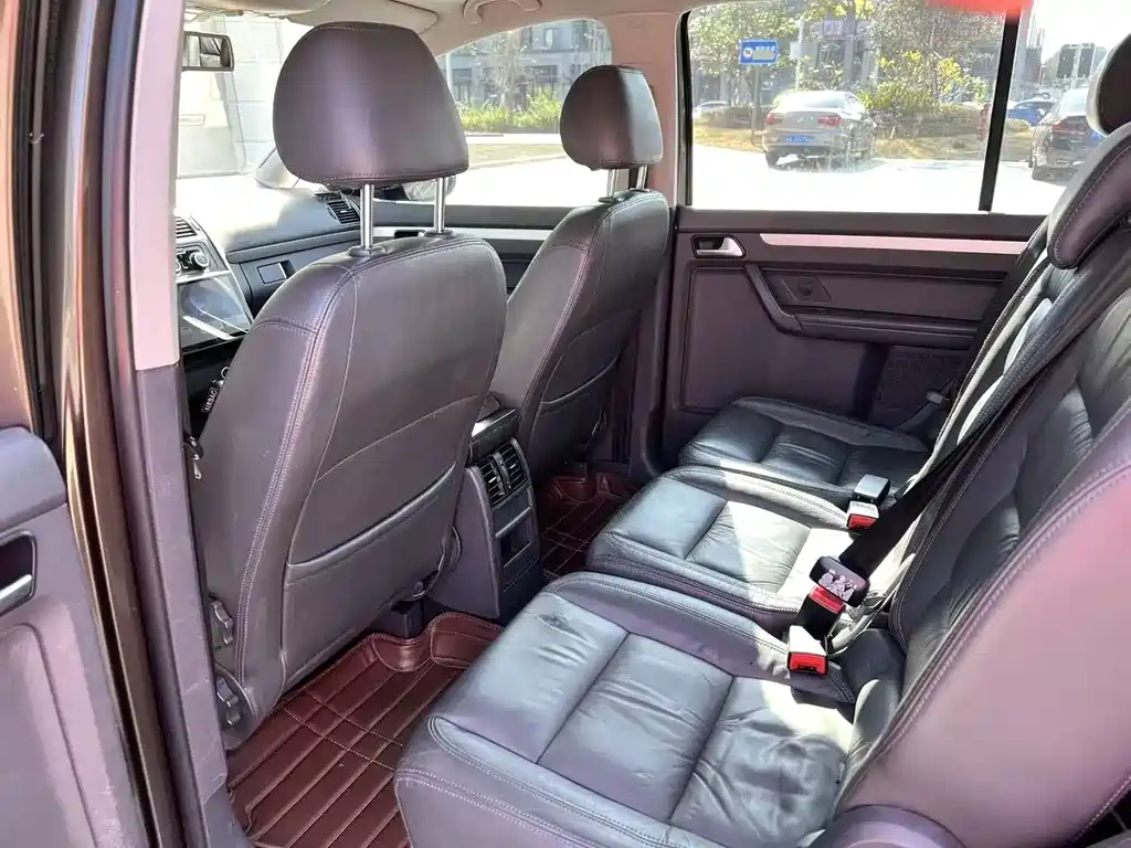 Volkswagen Touran — миниатюра 5