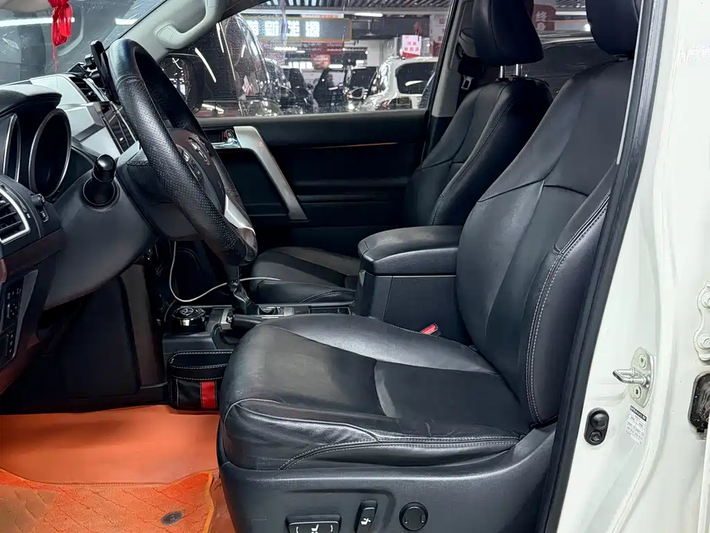 Toyota Prado — миниатюра 4