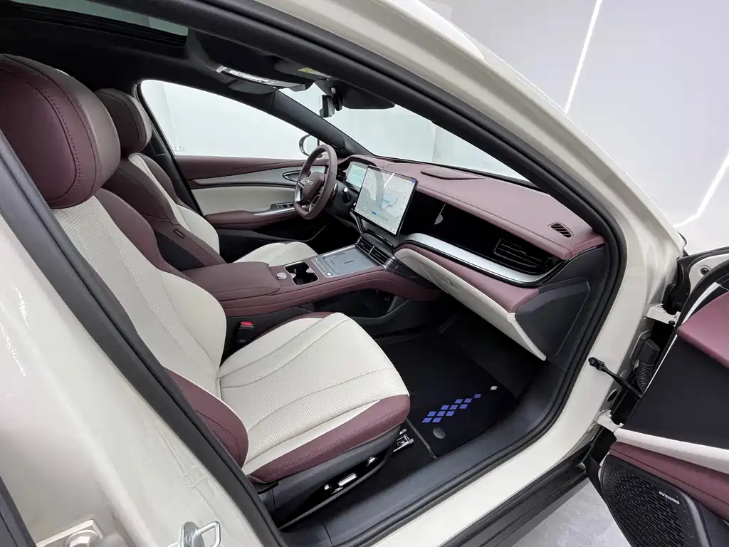 BYD Seal 07 DM-i — миниатюра 7