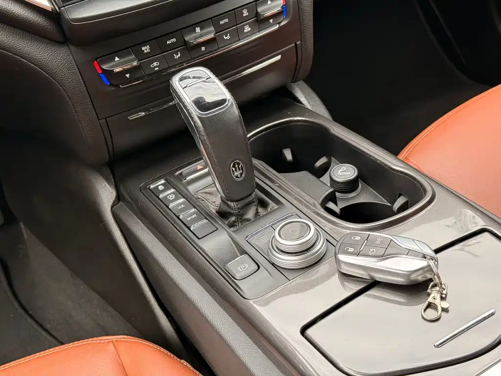 Maserati Ghibli — миниатюра 11