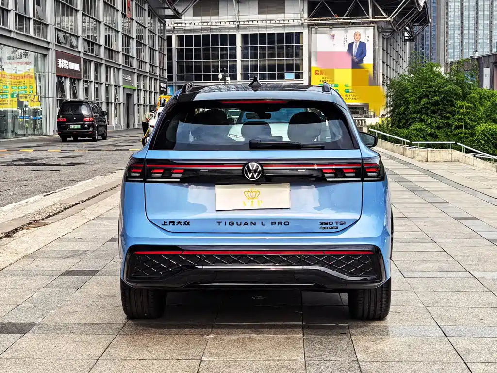 Volkswagen Tiguan L — миниатюра 6