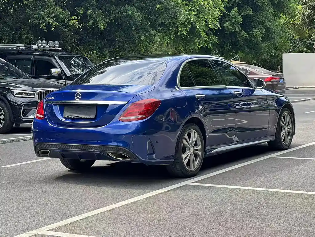 Mercedes-Benz C-Class — миниатюра 9
