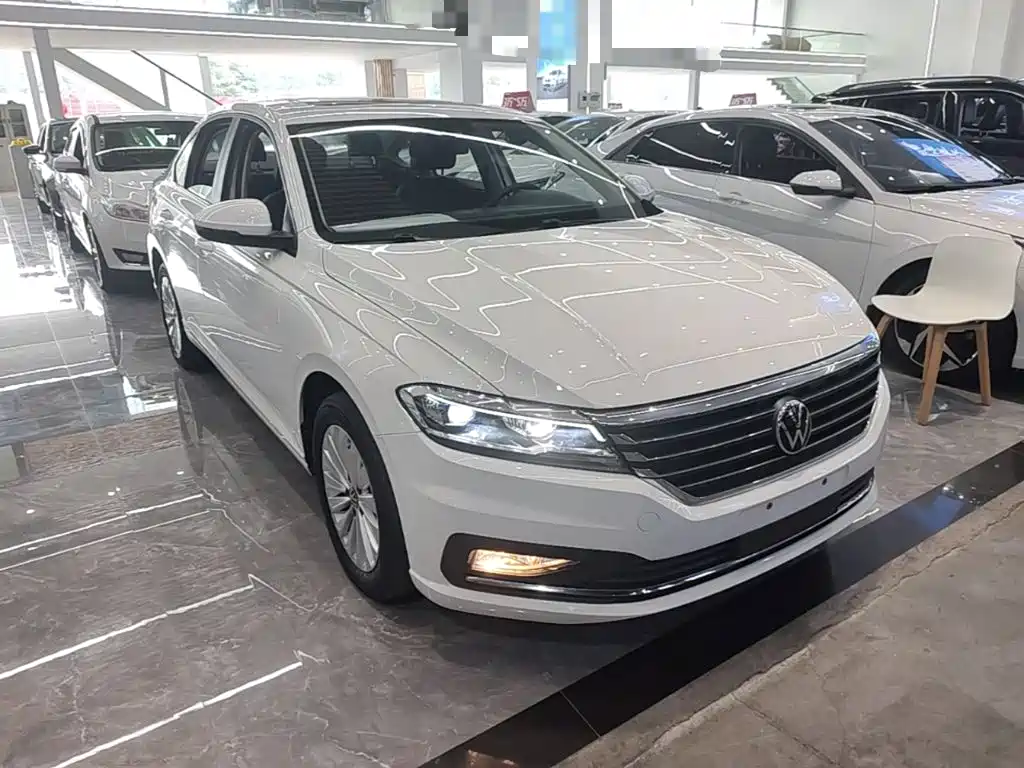 Volkswagen Lavida — миниатюра 4