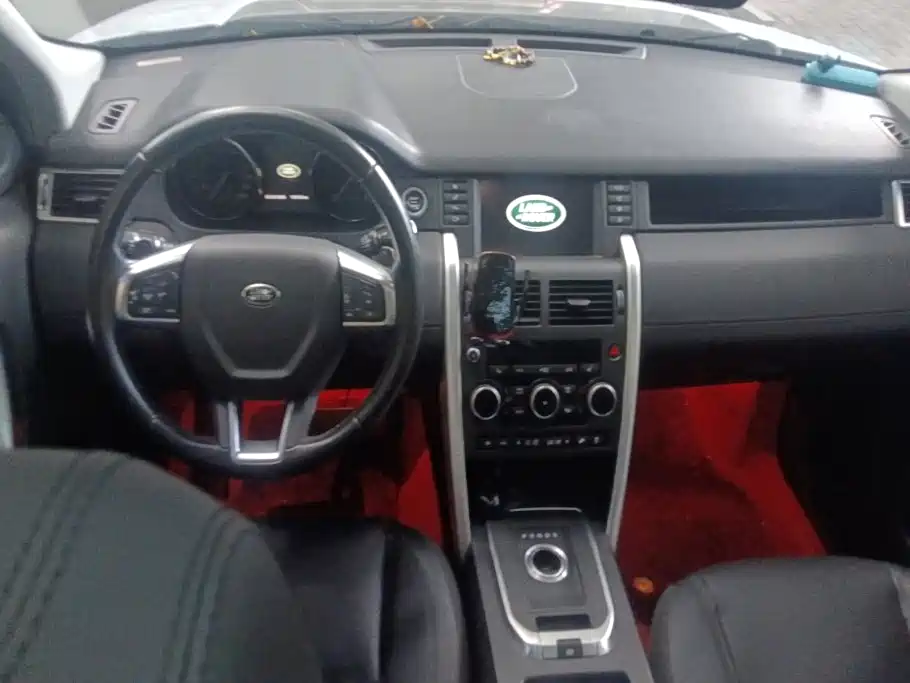 Land Rover Discovery Sport — миниатюра 12