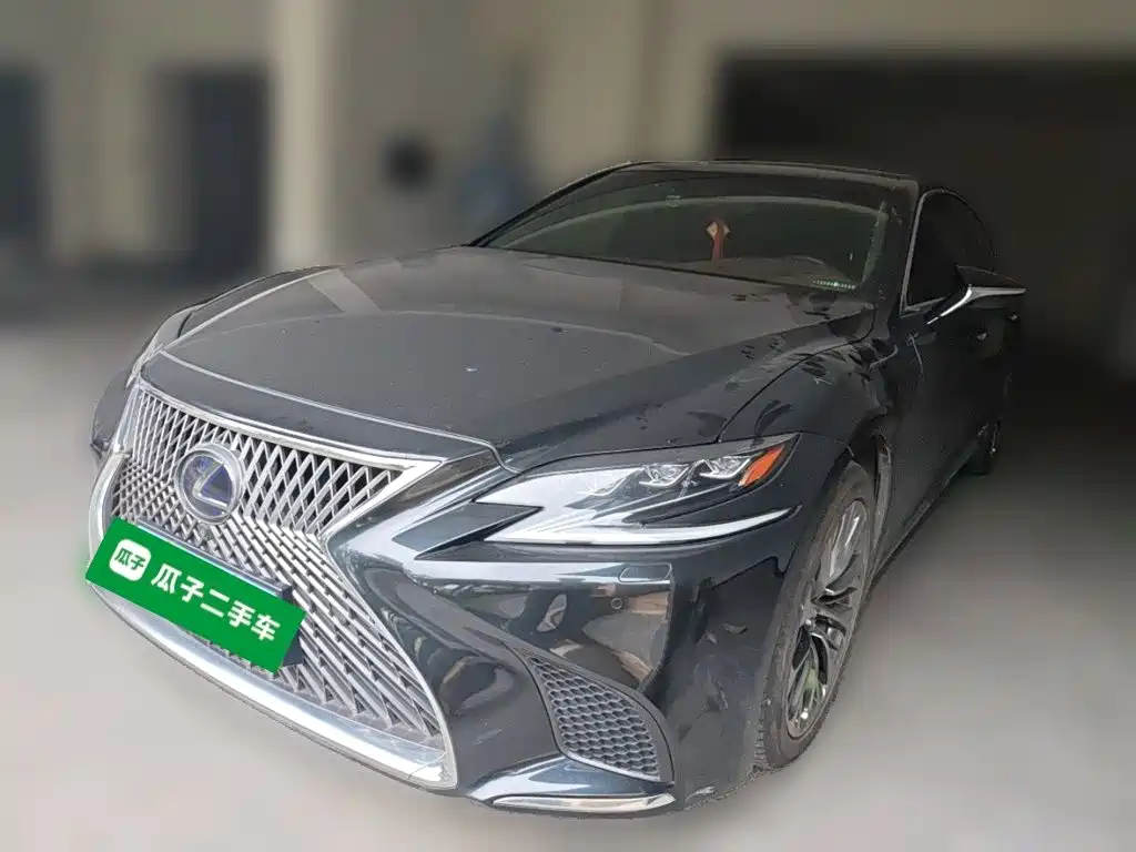 Lexus LS