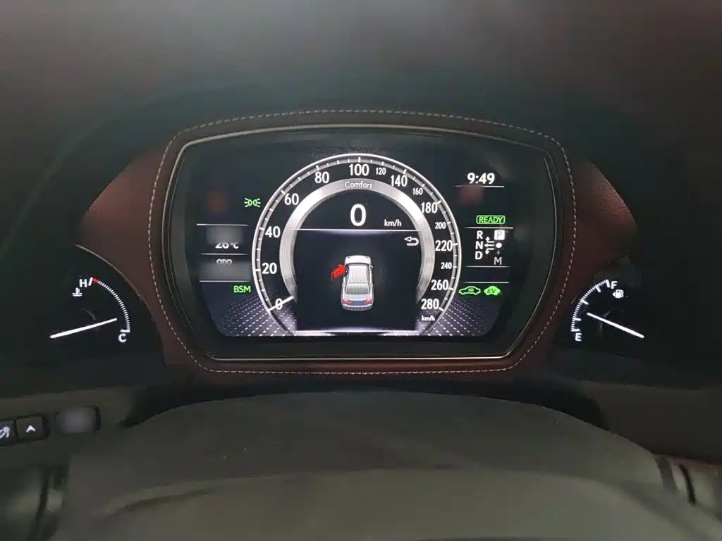 Lexus LS — миниатюра 4