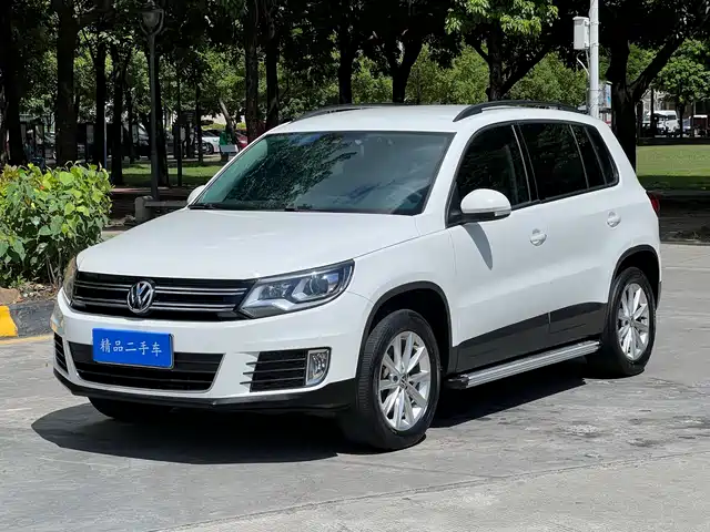 VOLKSWAGEN TIGUAN 2016