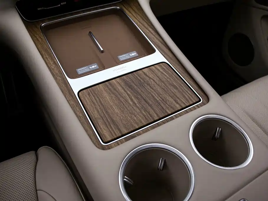 AITO AITO M7 — миниатюра 12