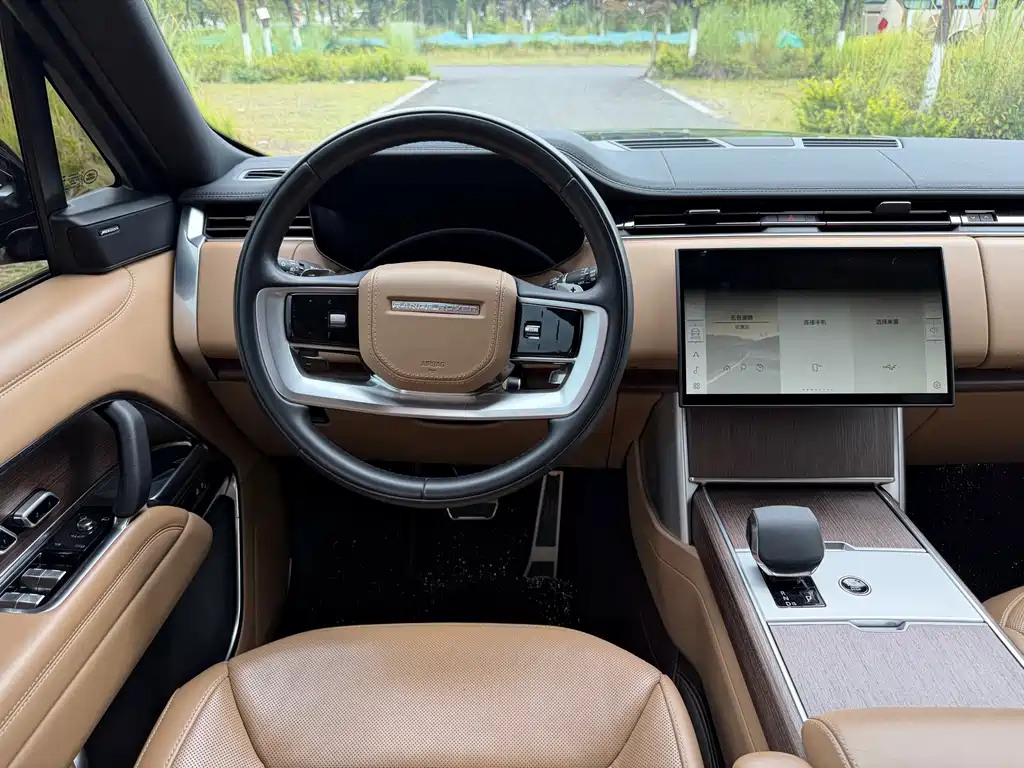 Land Rover Range Rover — миниатюра 11