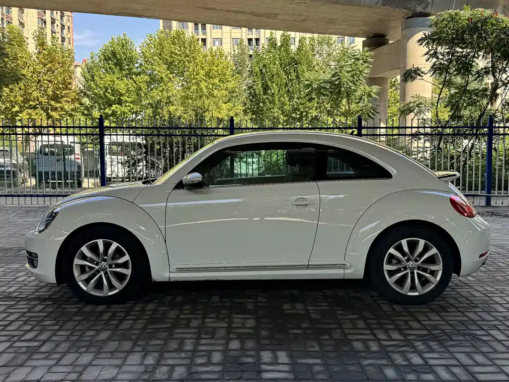 Volkswagen Beetle — миниатюра 6