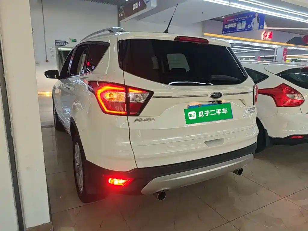 Ford Kuga — миниатюра 5