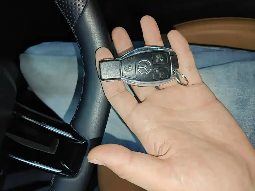 Roewe RX5 New Energy — миниатюра 9