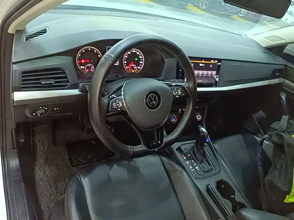 Volkswagen Lavida — миниатюра 10