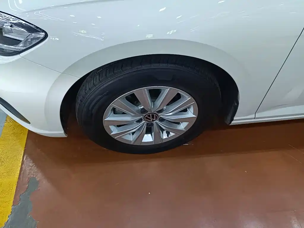 Volkswagen Lavida — миниатюра 23