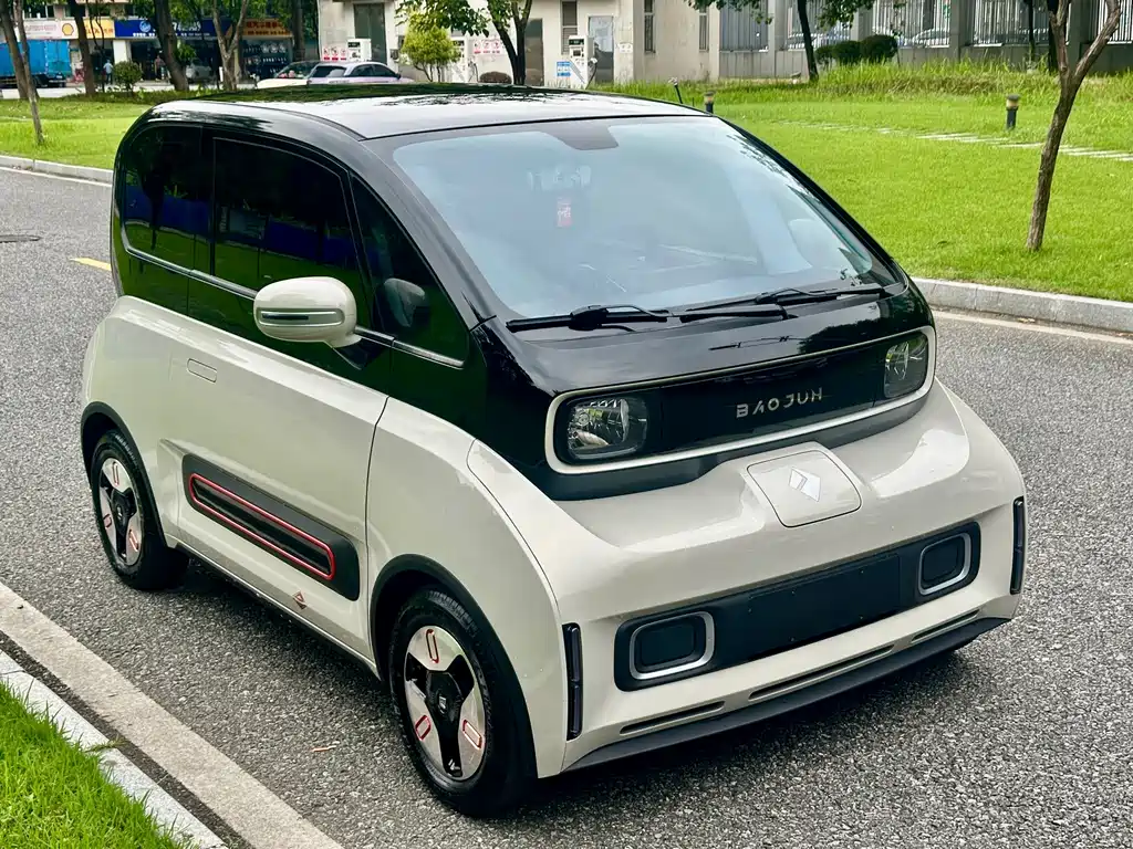 Baojun KiWi EV — миниатюра 3