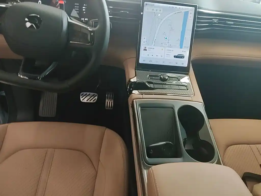 NIO ES6 — миниатюра 14