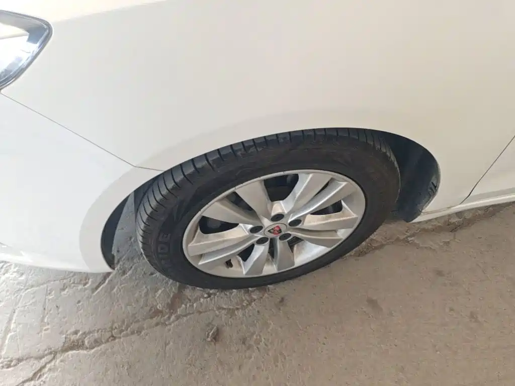 Roewe 360 — миниатюра 23