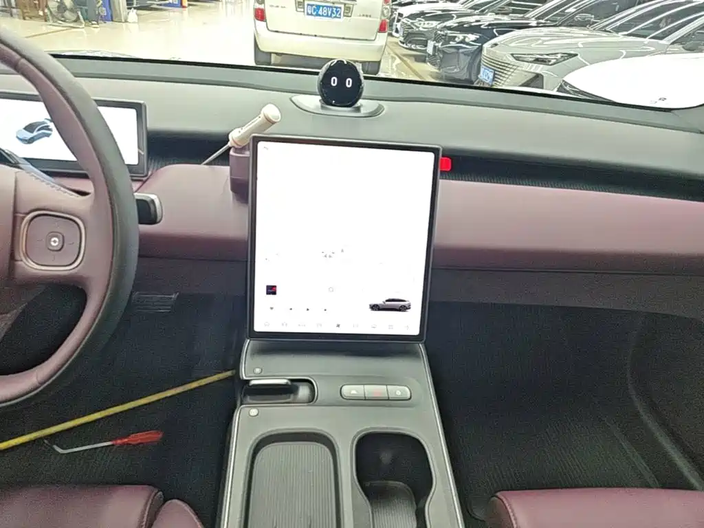NIO ET5T — миниатюра 13