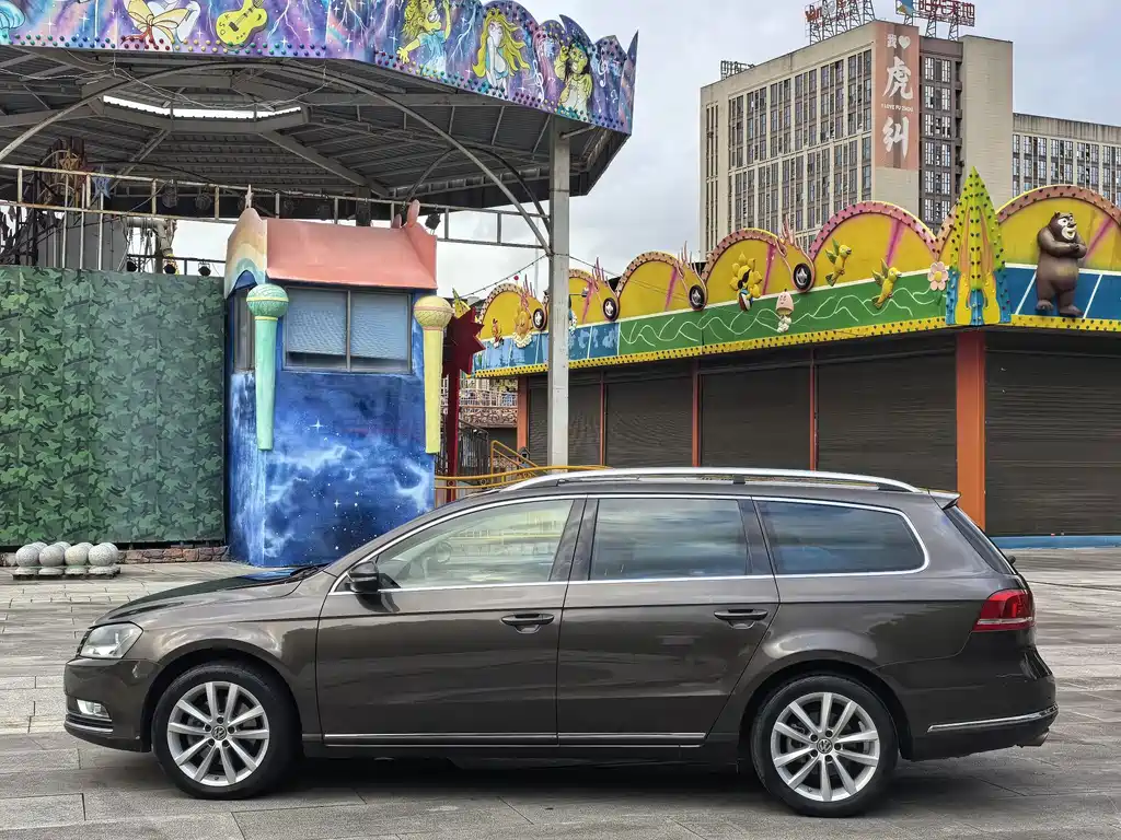 Volkswagen Magotan (Import) — миниатюра 7