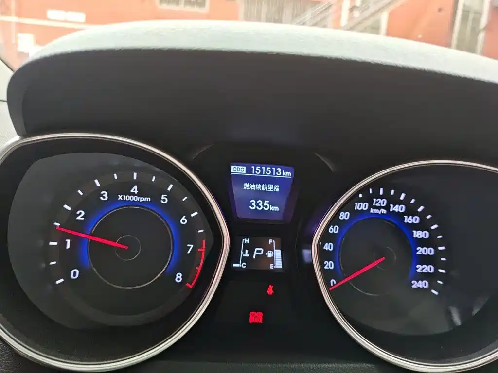 Hyundai Elantra Langdong — миниатюра 8