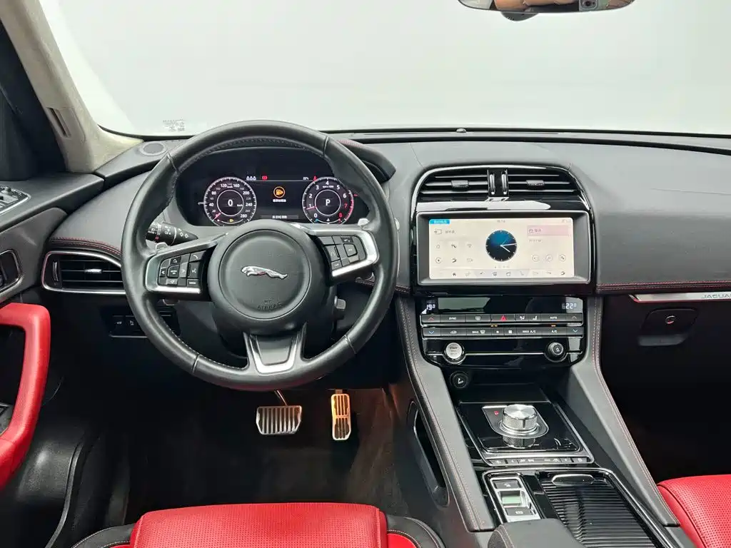 Jaguar F-PACE — миниатюра 18