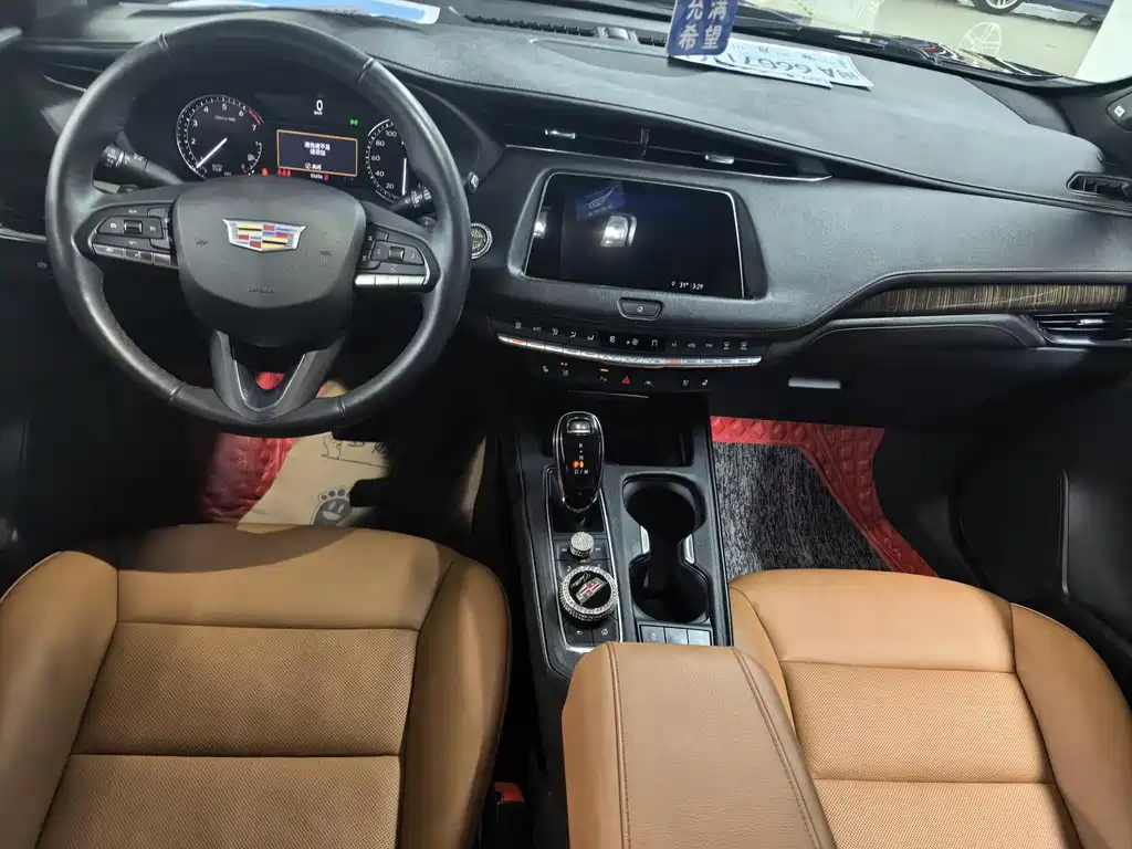Cadillac XT4 — миниатюра 9
