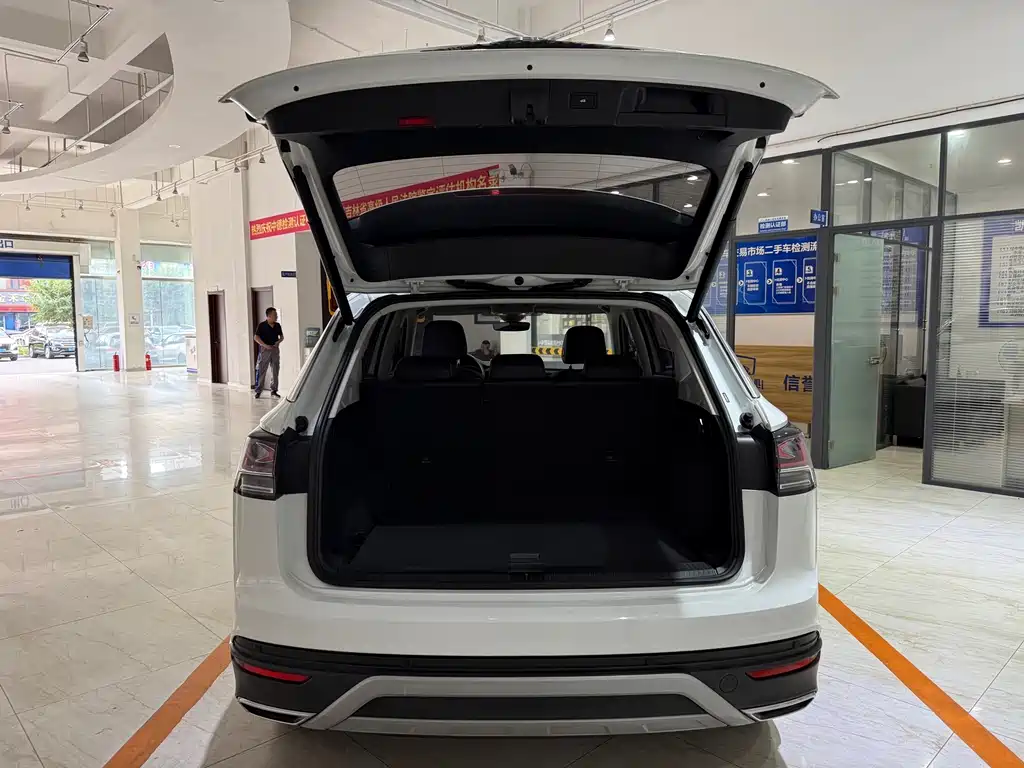 Volkswagen Tayron — миниатюра 8