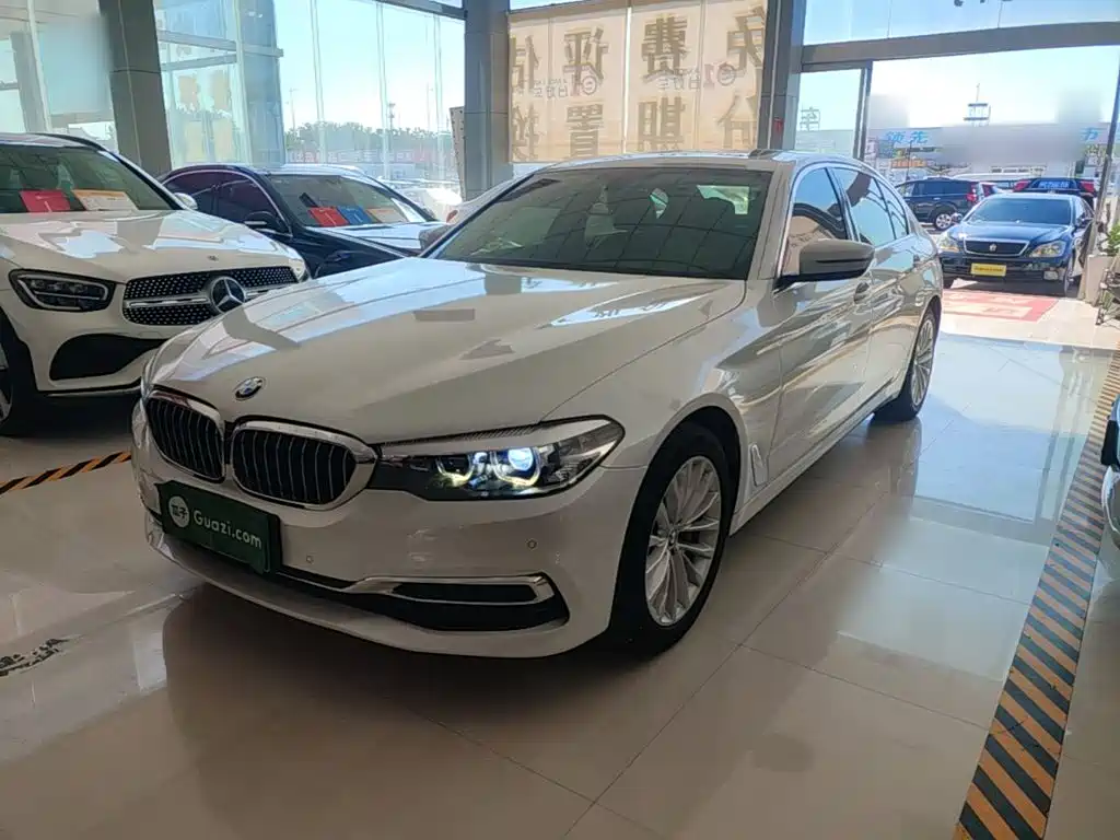BMW 5 Series — миниатюра 2