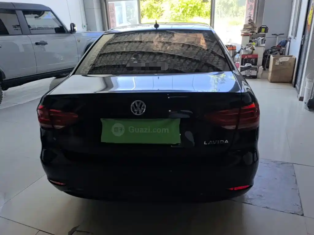Volkswagen Lavida — миниатюра 6