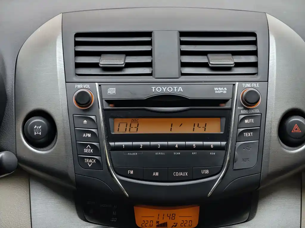 Toyota RAV4 — миниатюра 26