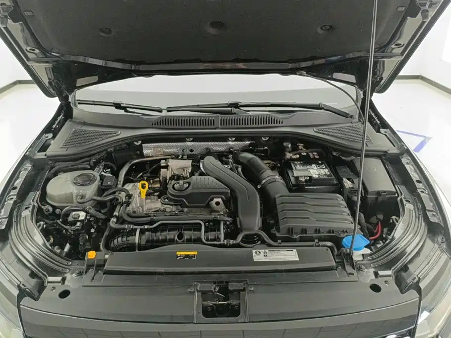 Volkswagen Lavida — миниатюра 10