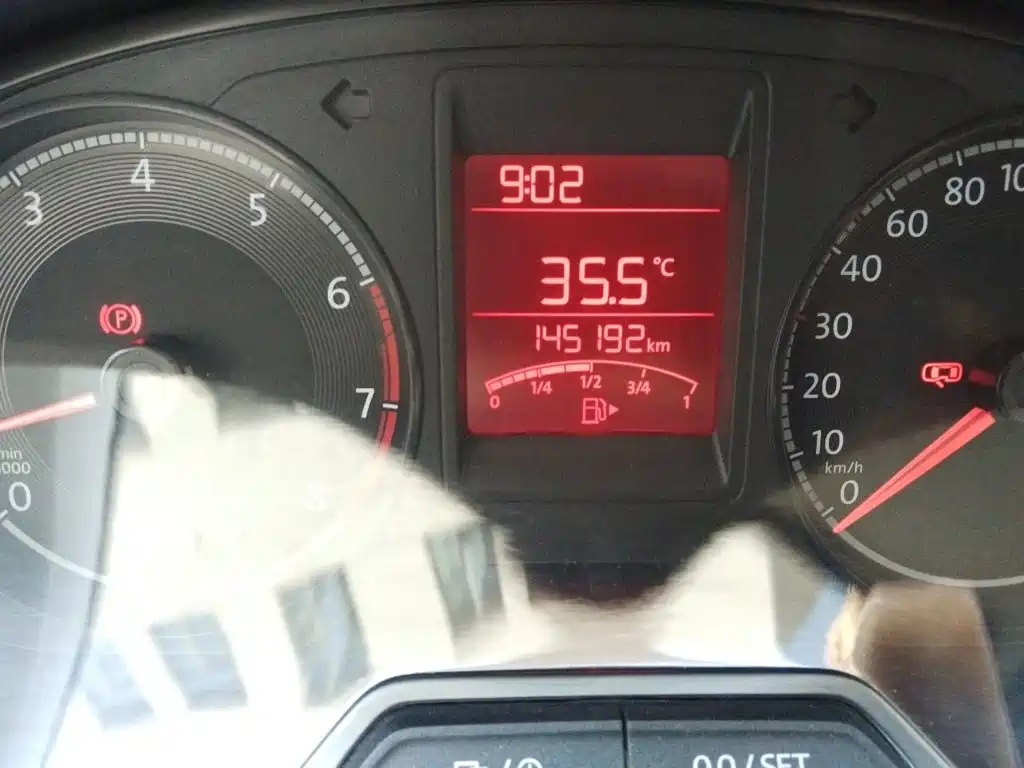 Volkswagen Jetta — миниатюра 9