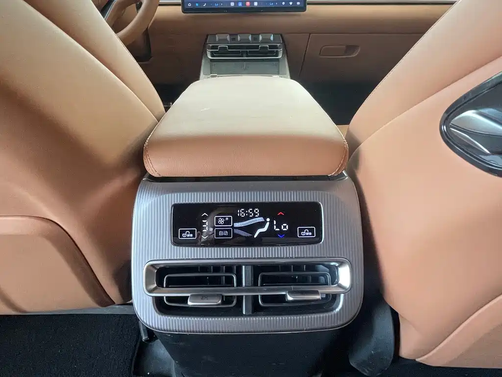 BYD Han L — миниатюра 10