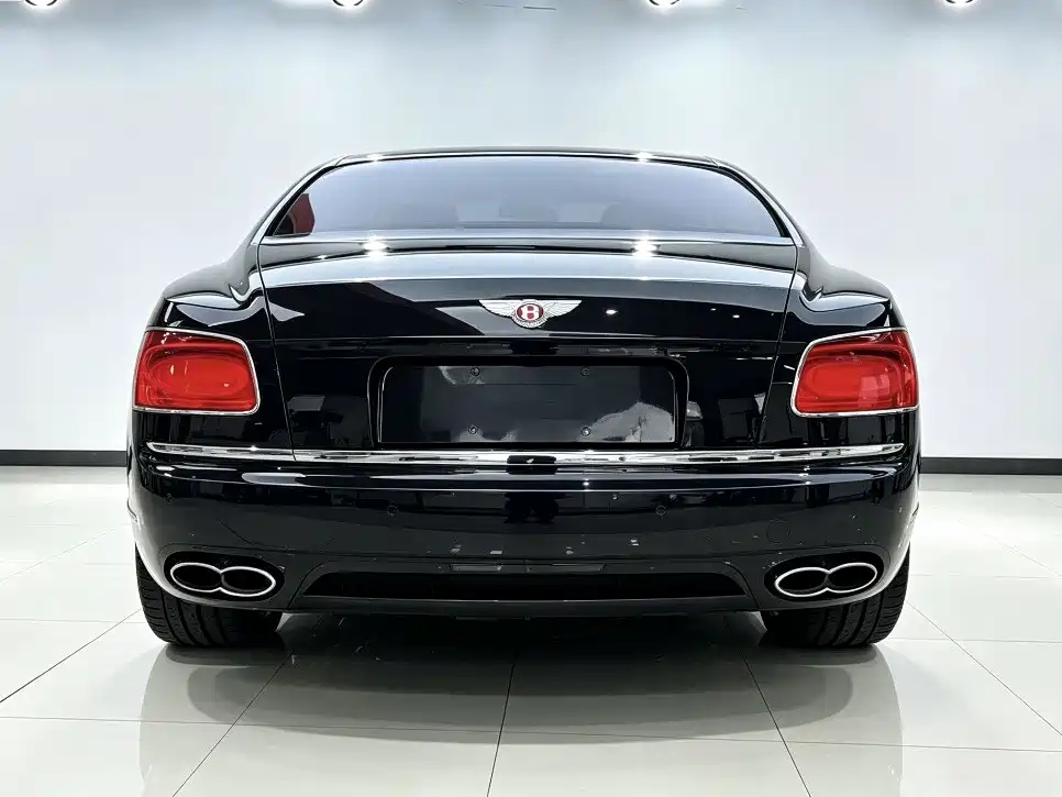 Bentley Flying Spur — миниатюра 5