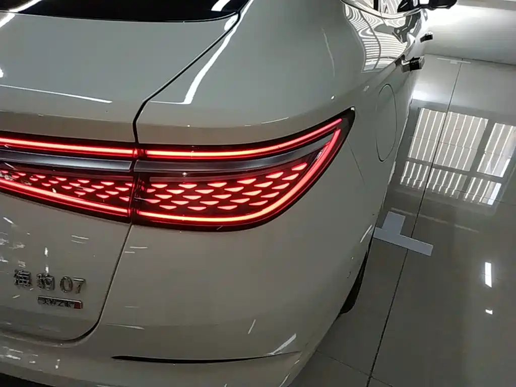 BYD Seal 07 DM-i — миниатюра 8