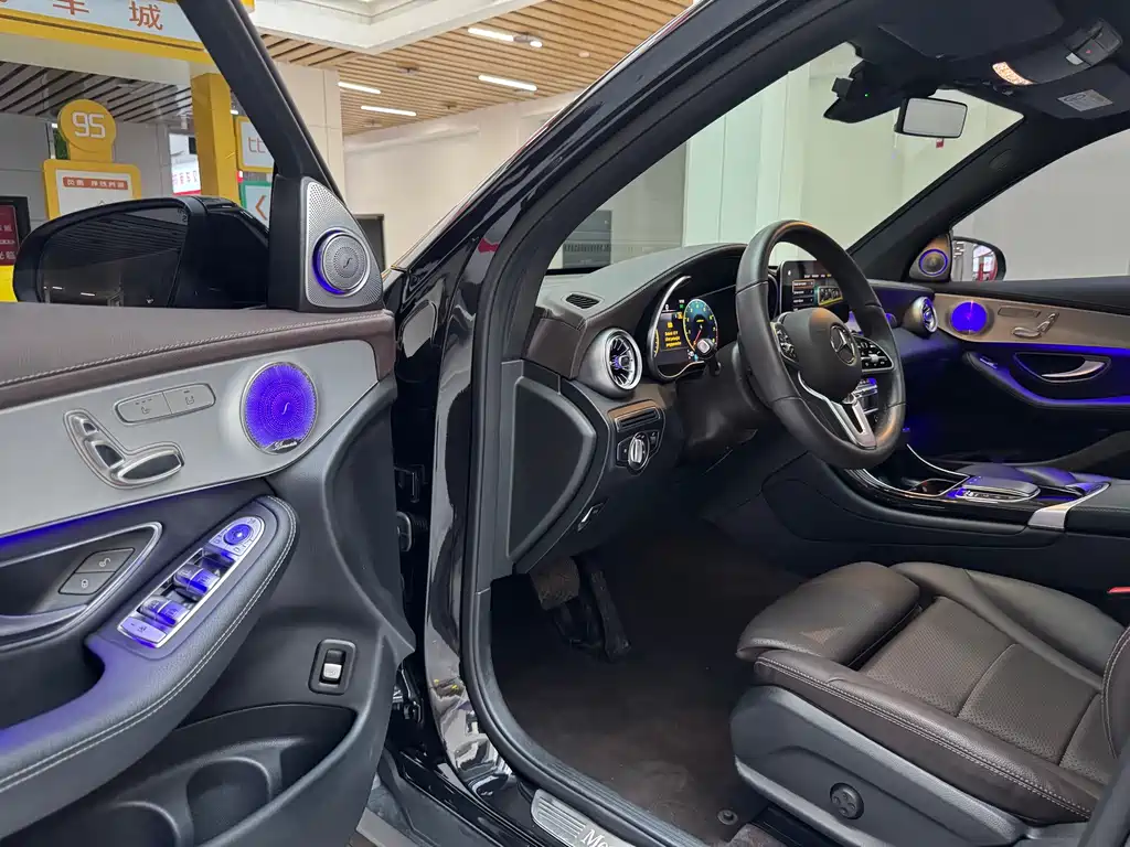 Mercedes-Benz GLC 2022 GLC 260 L 4MATIC