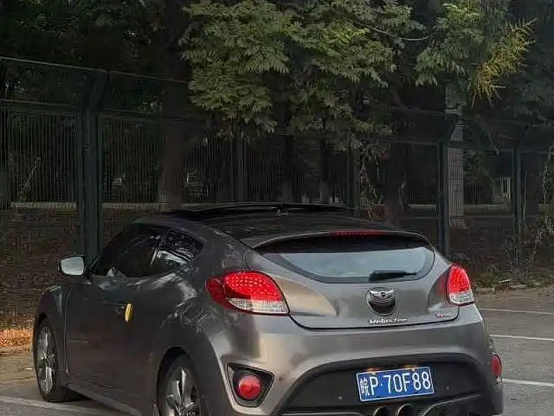 Hyundai Veloster — миниатюра 7