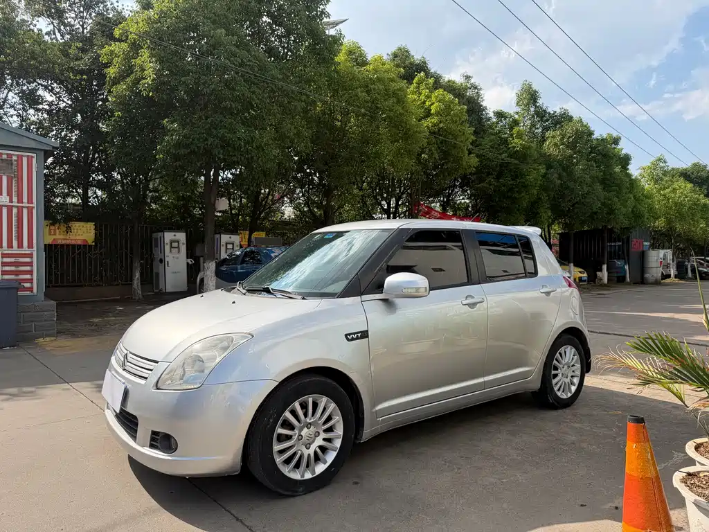Купить Suzuki Swift