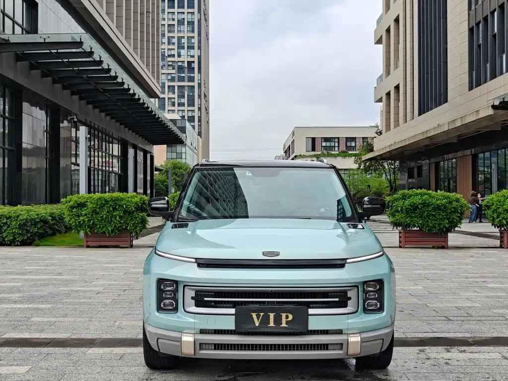 Купить Geely Icon