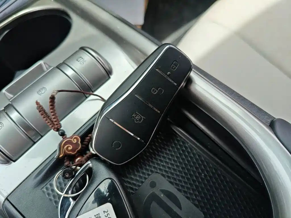 BYD Dolphin — миниатюра 9