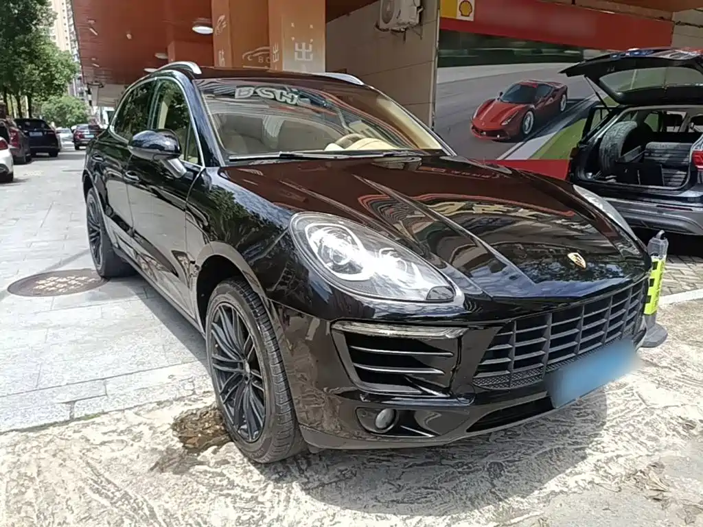 Porsche Macan — миниатюра 4