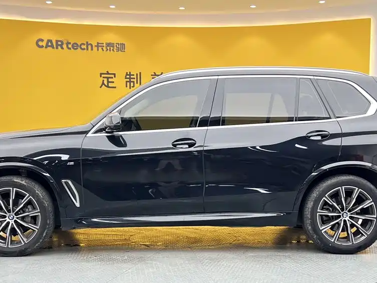 BMW X5 — миниатюра 7
