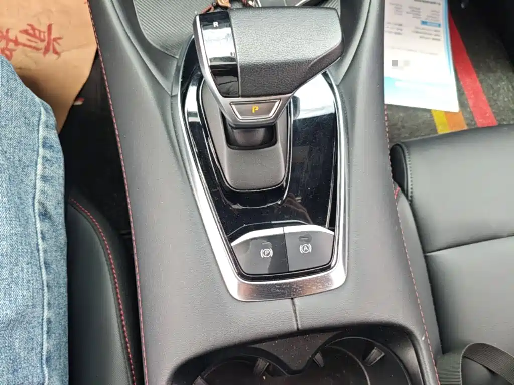 MG MG5 — миниатюра 14