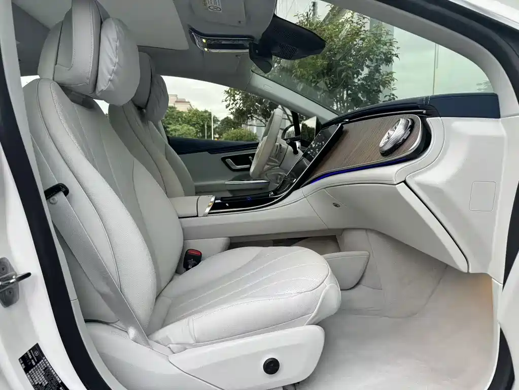 Mercedes-Benz EQE — миниатюра 10