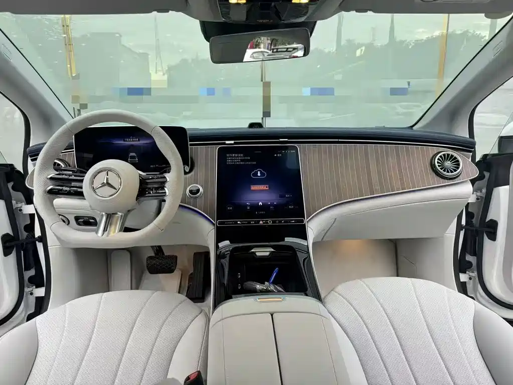 Mercedes-Benz EQE — миниатюра 6