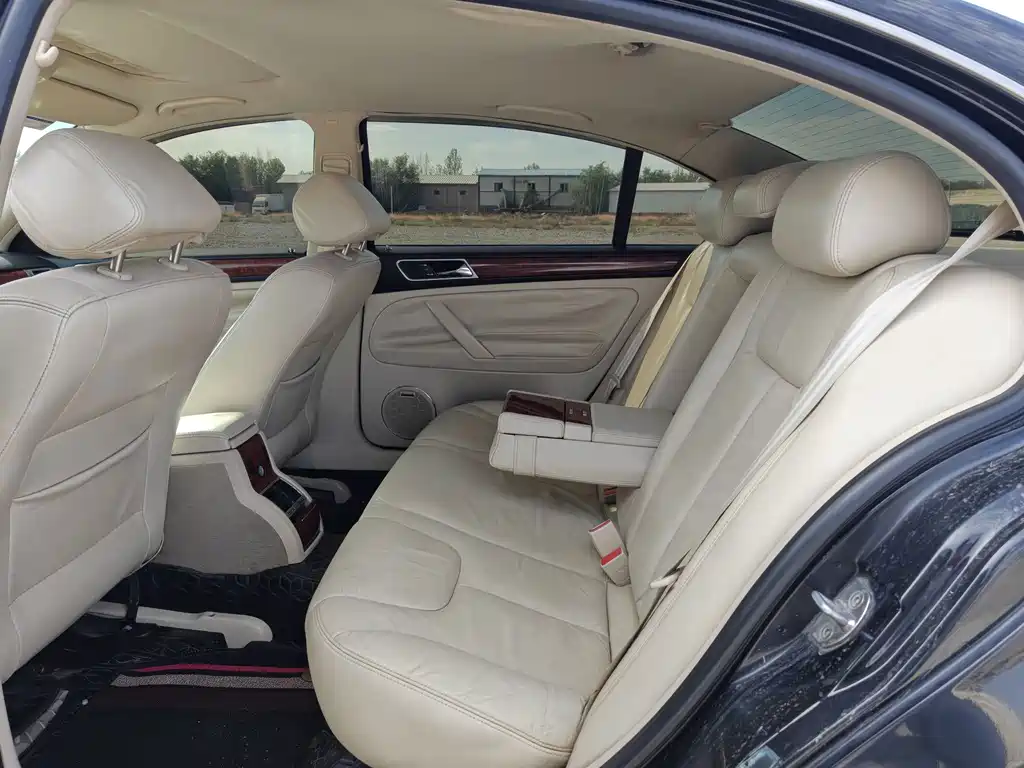 Volkswagen Passat Lingyu — миниатюра 8