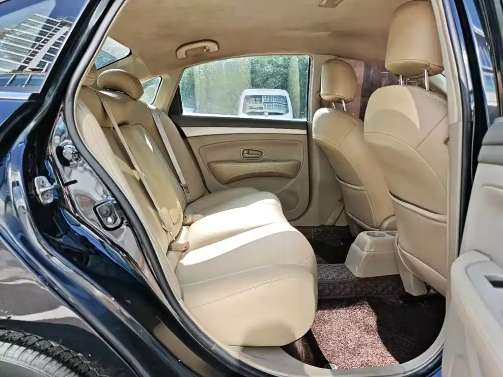 Nissan Sylphy — миниатюра 25