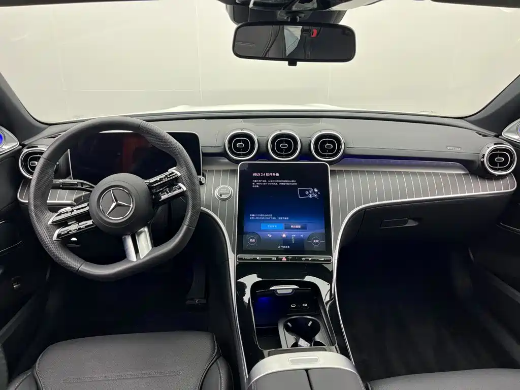 Mercedes-Benz C-Class — миниатюра 8